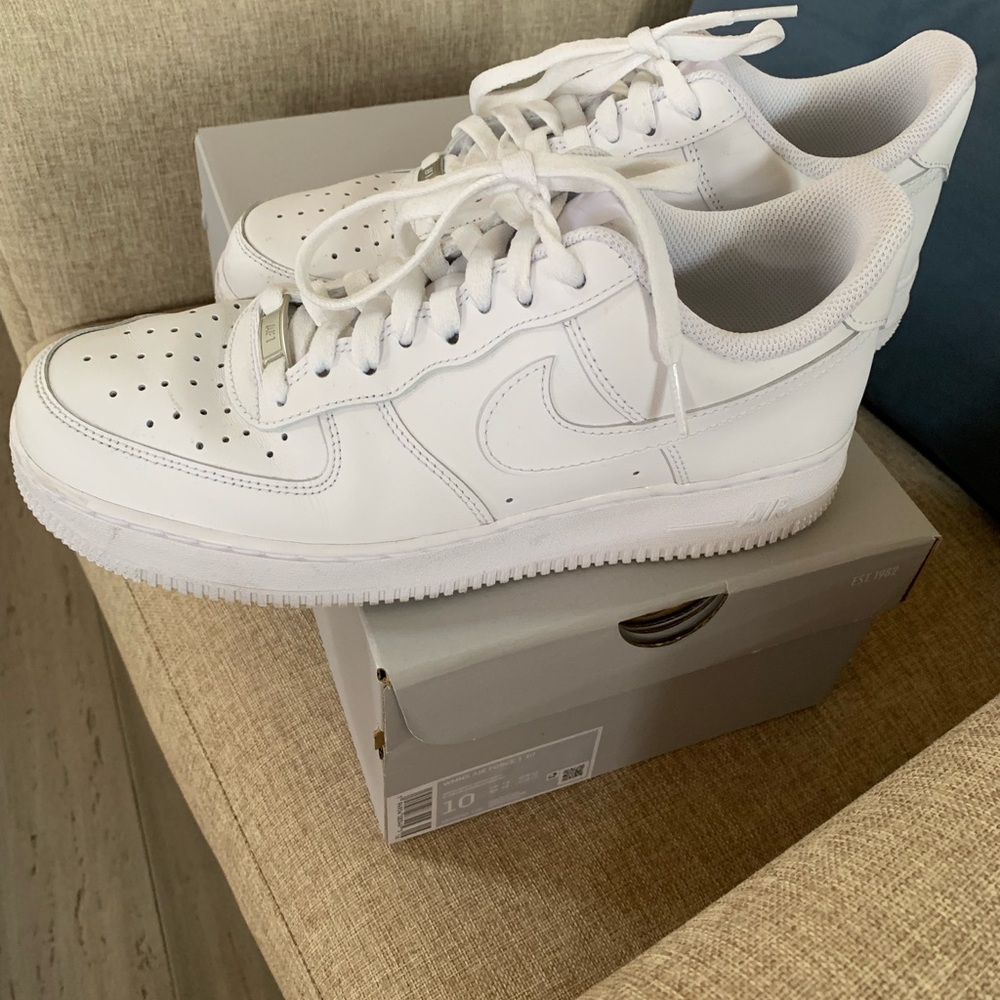 Nike Women Air Force One’s 07 Size 10